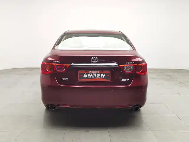 Toyota Reiz 2010 2.5V Elegance Elite Edition — фото 4