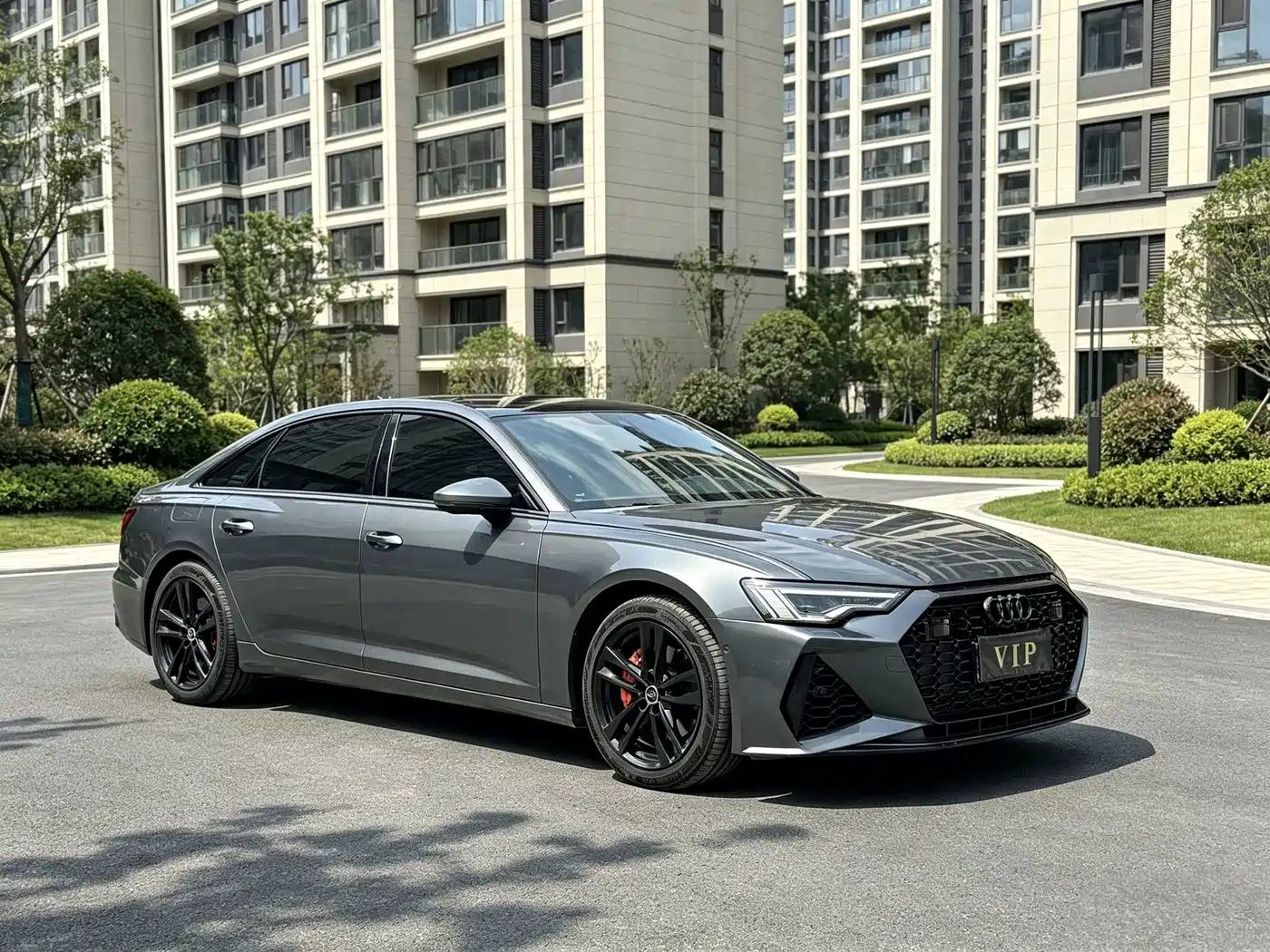 Photo 3 - Audi A6L