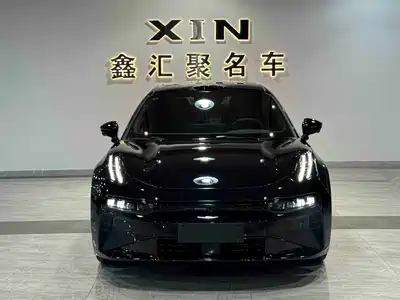 Zeekr 001