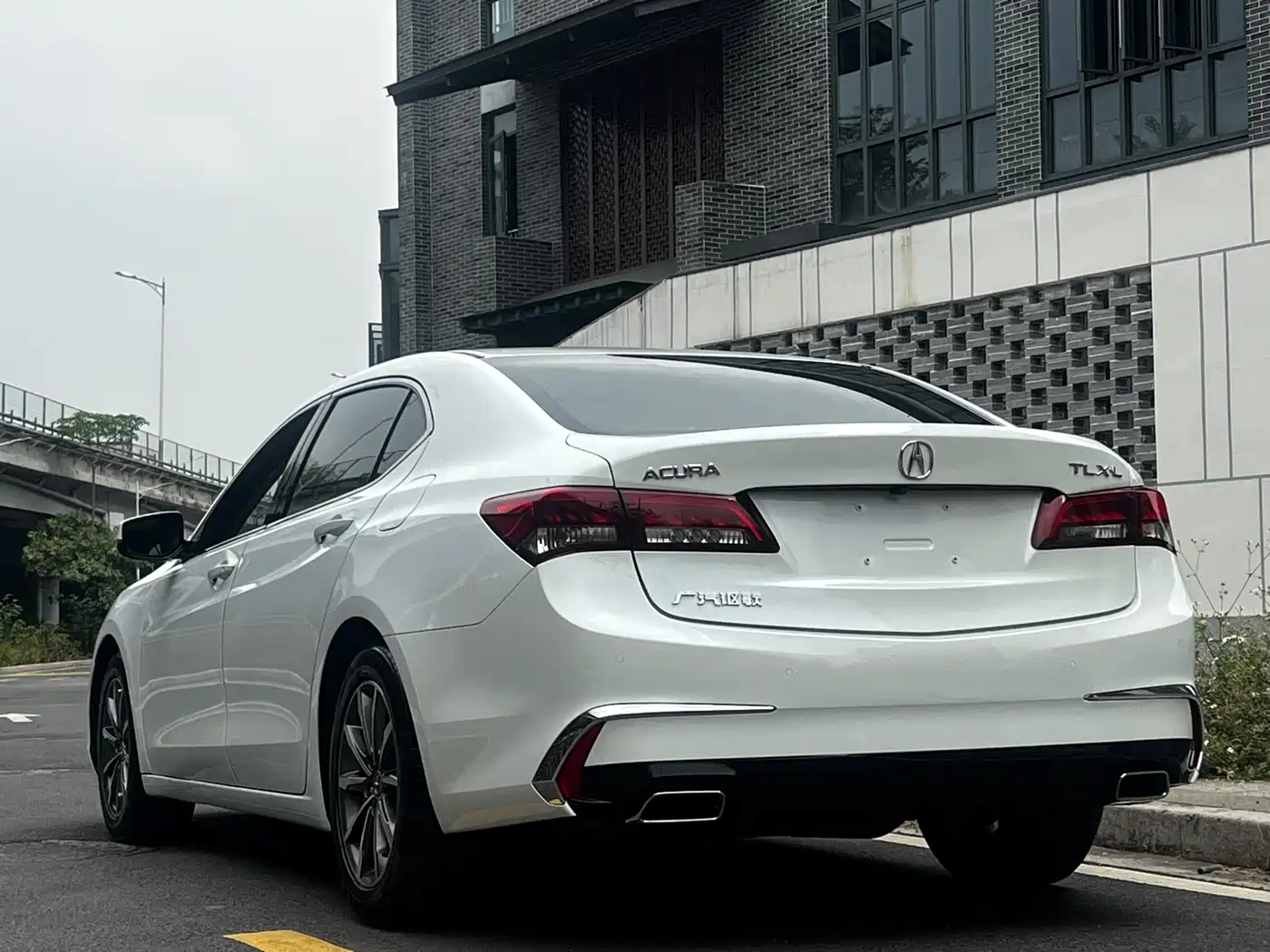 Acura TLX-L 2018 2.4L Joy Edition фото 14