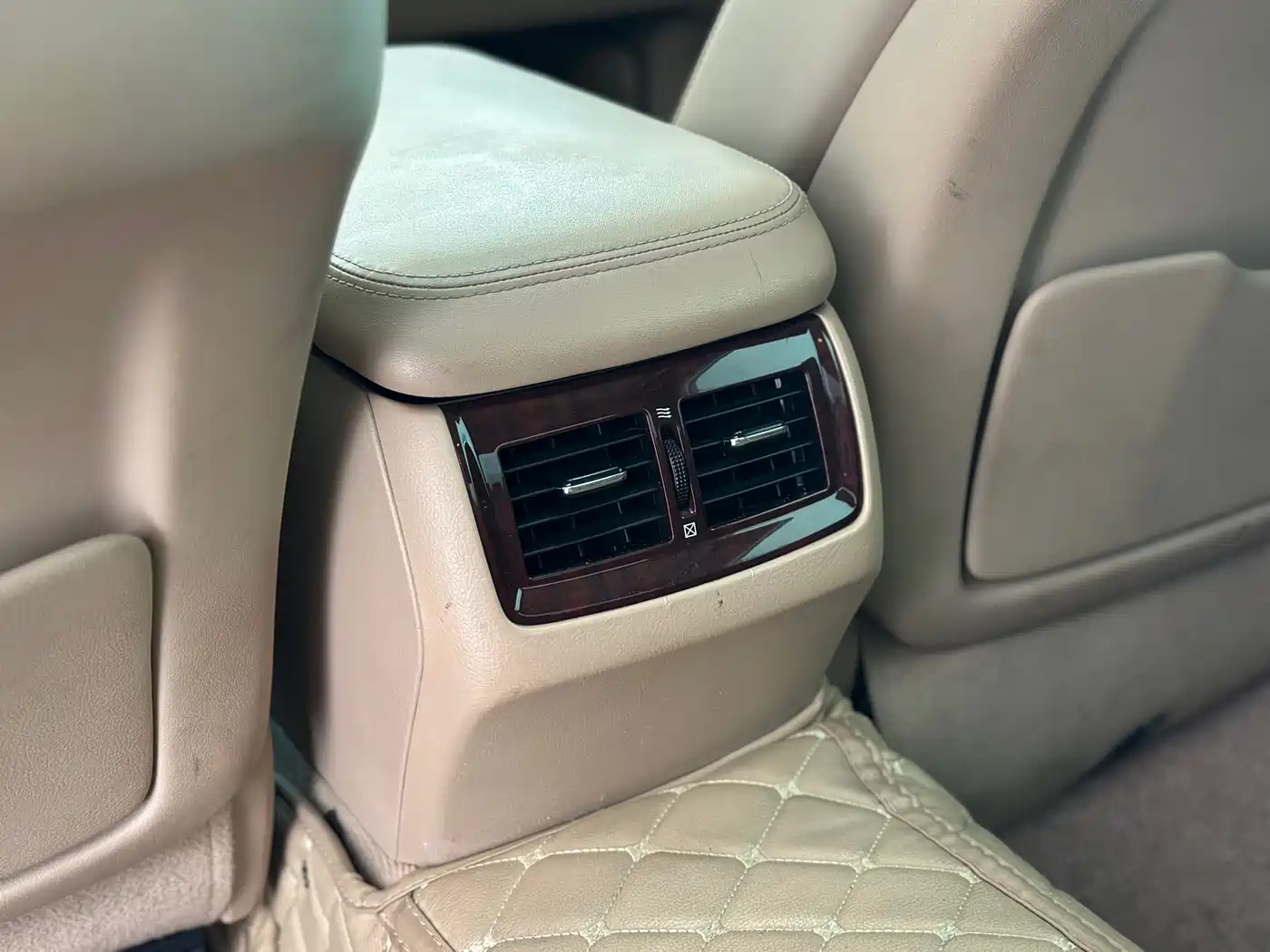 Toyota Crown 2010 2.5L Royal Leather Sunroof Navigation фото 14