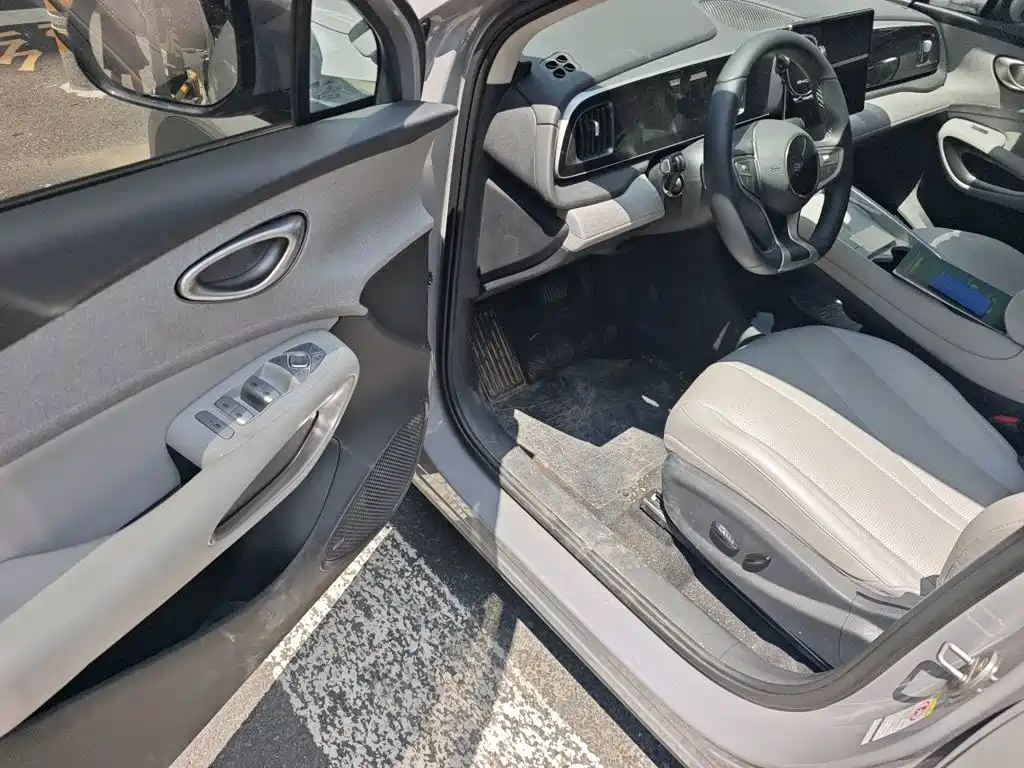 BYD Hai Shi 05 EV 2025 2025 520KM Smart Navigation Edition