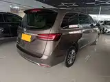 Фото 7 - Buick GL8