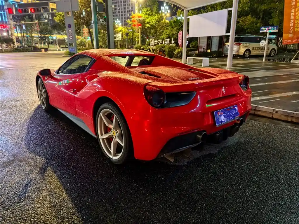Ferrari 488 2019 2015 488 Spider