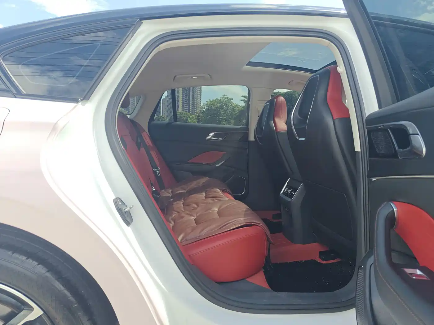 Hongqi H6 2024 2024 Model 2.0T Elegance Edition