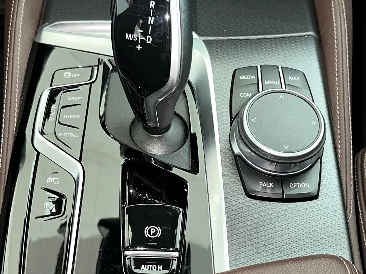 BMW 5 SERIES NEW ENERGY