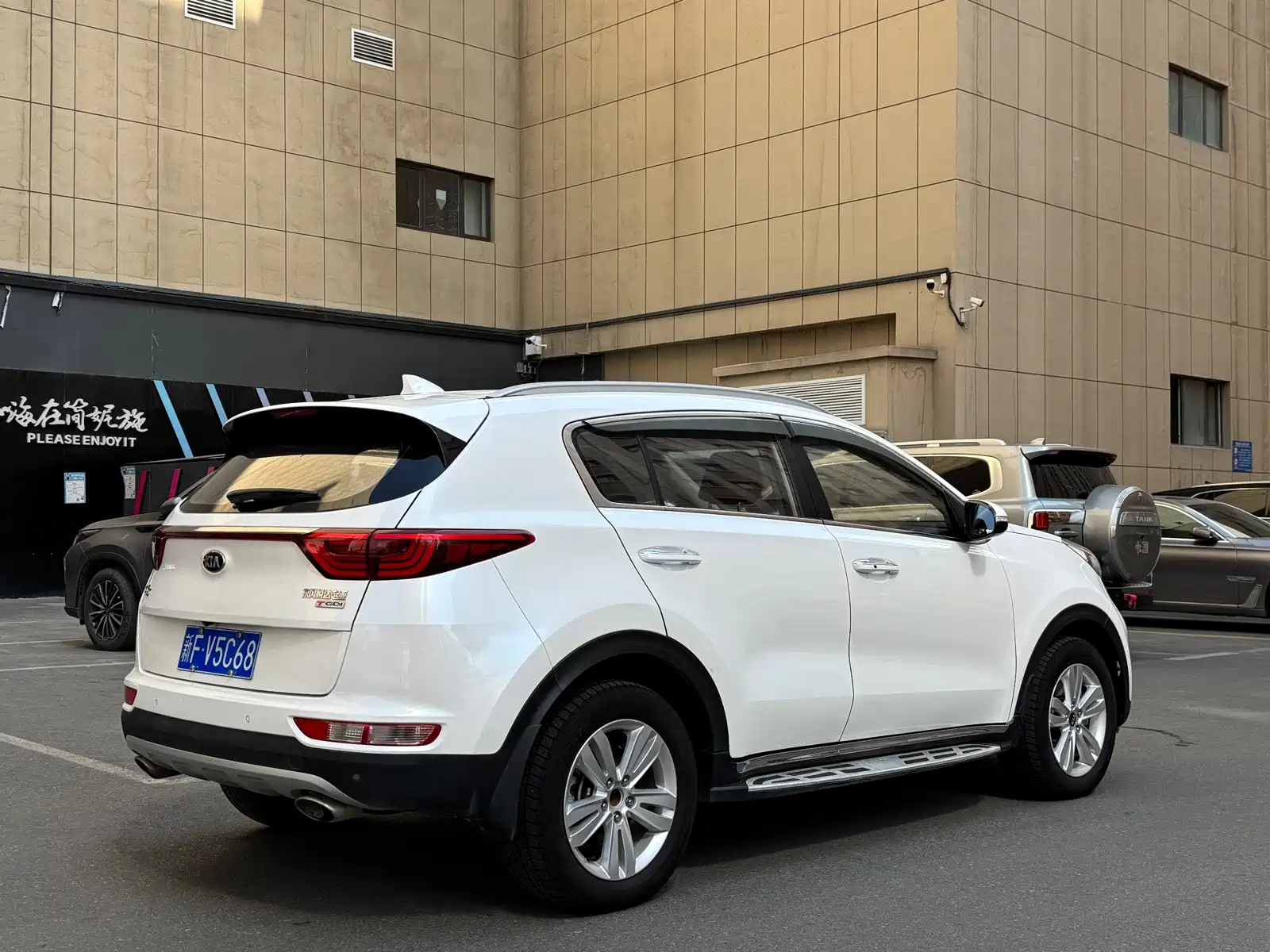 Фото 15 - Kia KX5