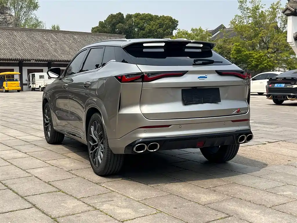 CHANGAN CHANGAN AUCHAN Z6