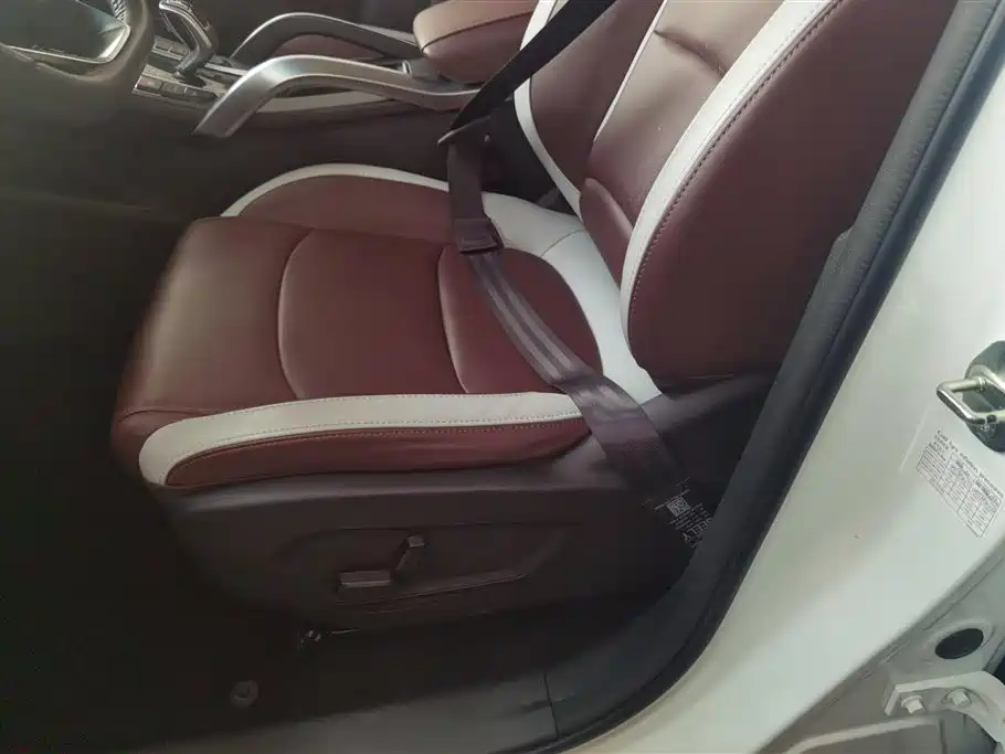 GEELY AUTOMOBILE BOYUE