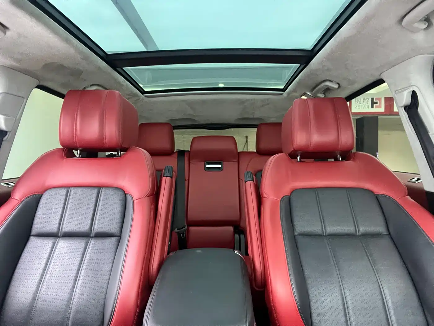 Land Rover Range Rover Sport 2018 3.0 SC V6 Fashion Genesis DYNAMIC фото 7