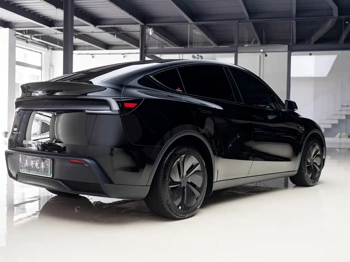 Tesla Model Y 2026 2026 Facelift Long Range Rear-Wheel Drive