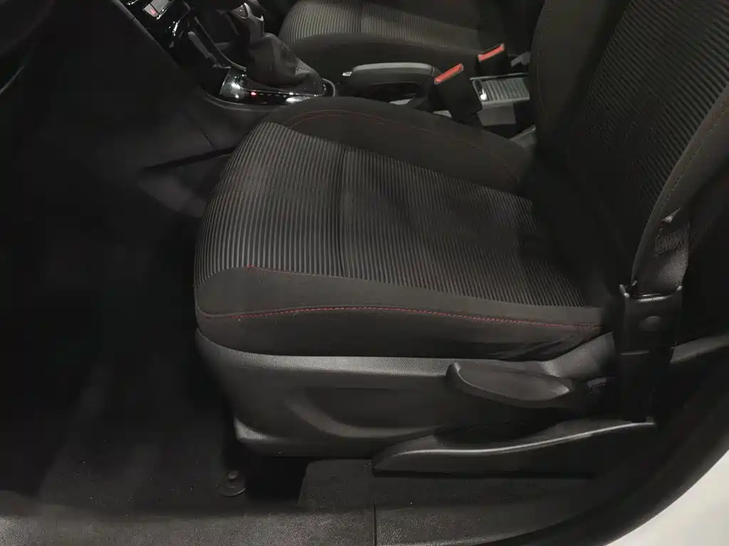 Buick Encore 2019 2018 18T Automatic 2WD Urban Leading