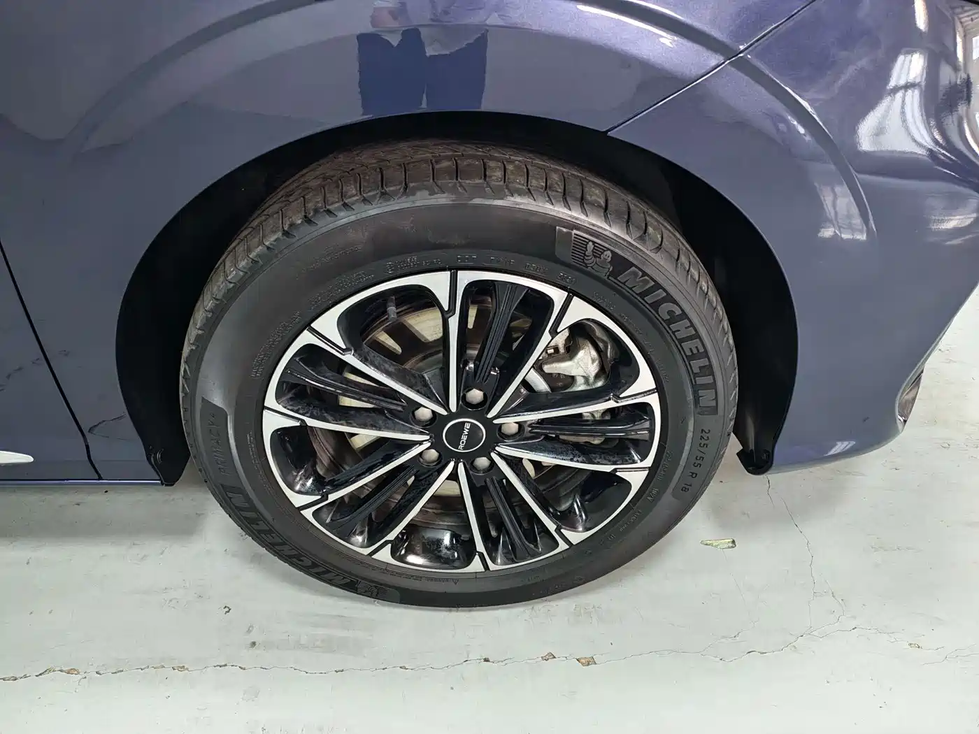 Roewe iMAX8 2022 2022 400TGI Honor Edition