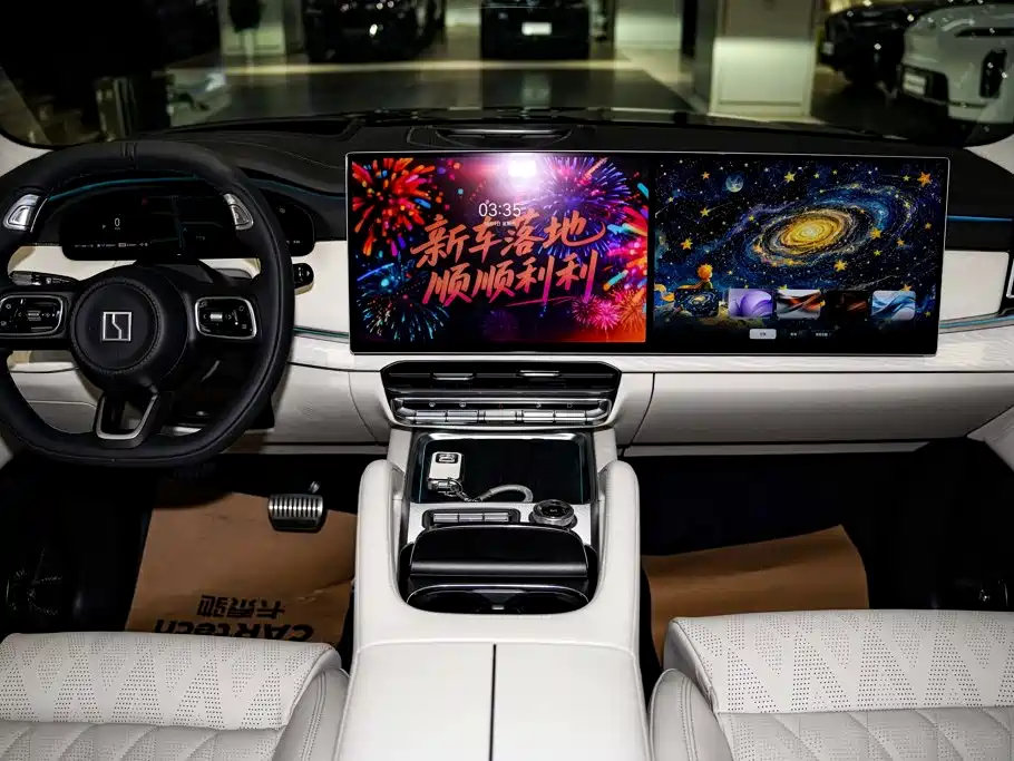 ZEEKR 8X 2026