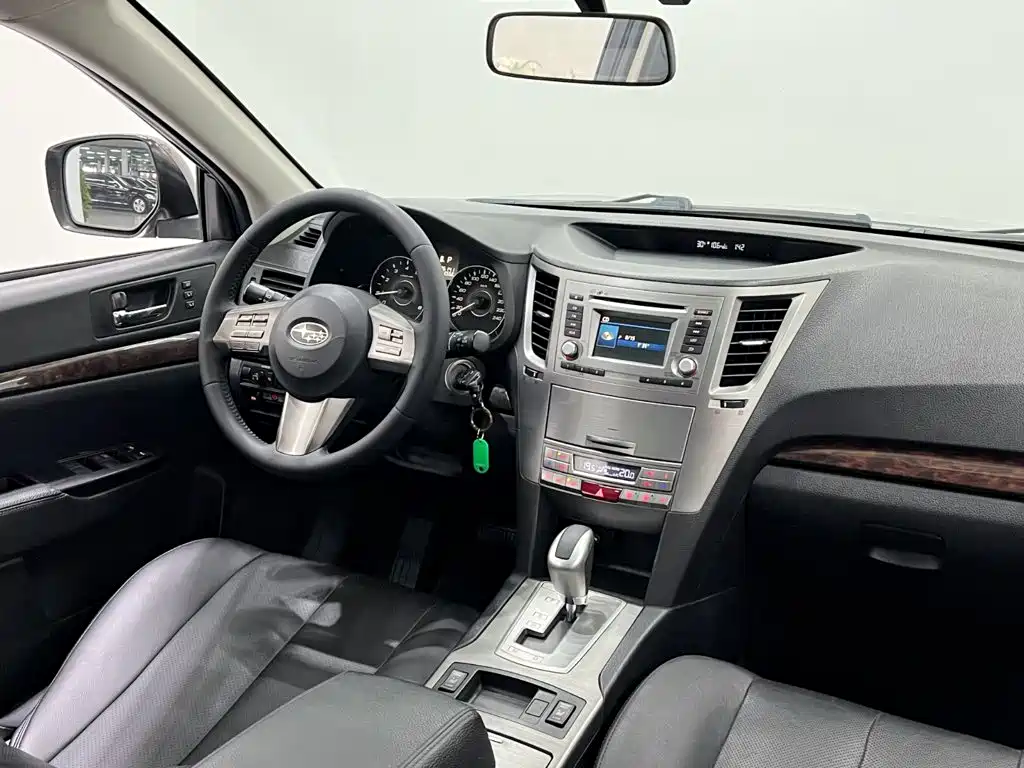 Фото 14 - Subaru Outback