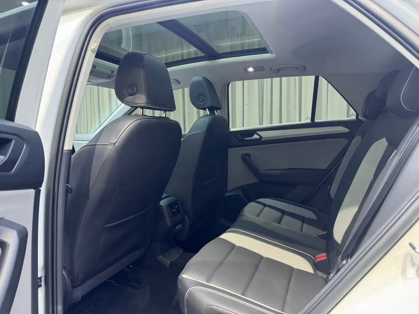 Volkswagen T-Roc, миниатюра 14