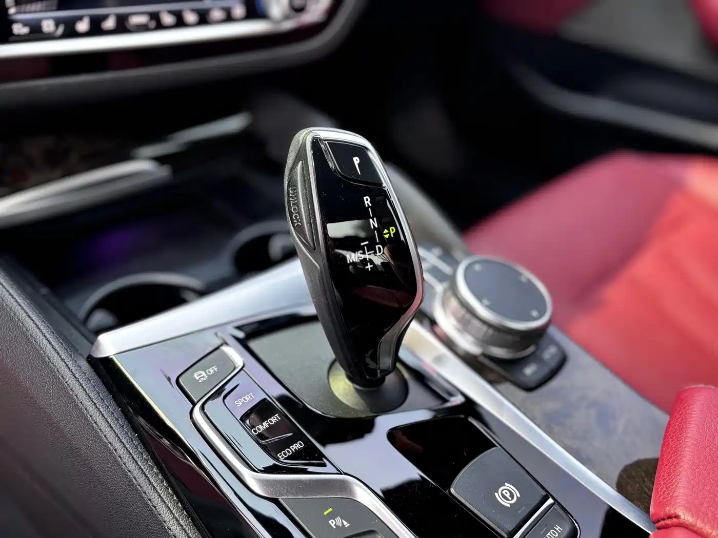 BMW 5 Series 2020 530Li Exclusive M Sport Package фото 19