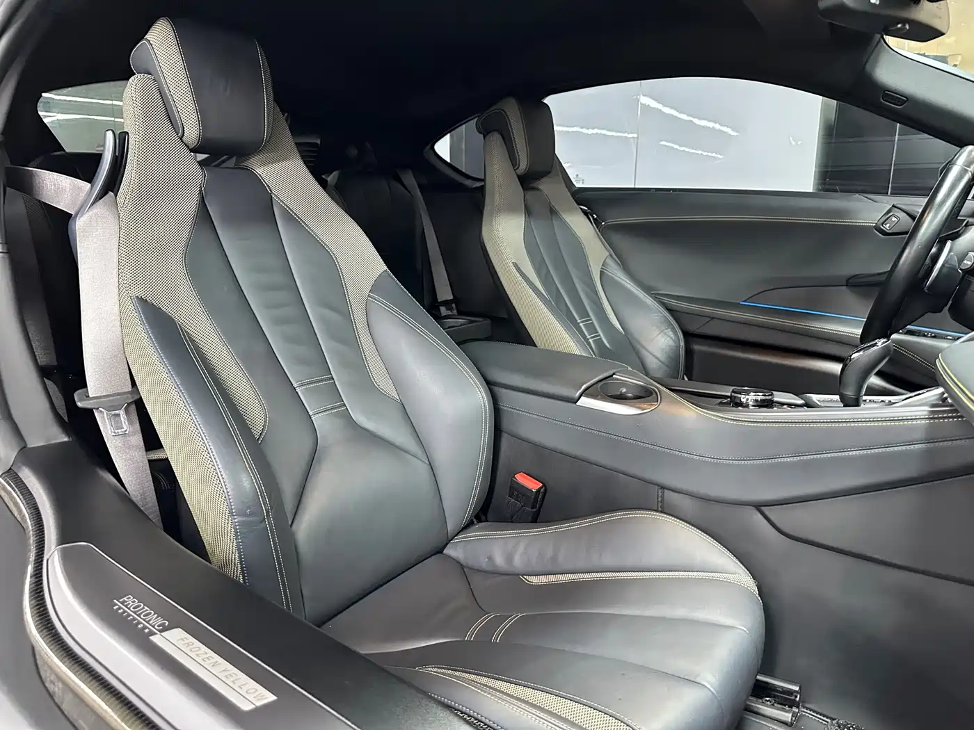 BMW i8 2019 2014 Standard