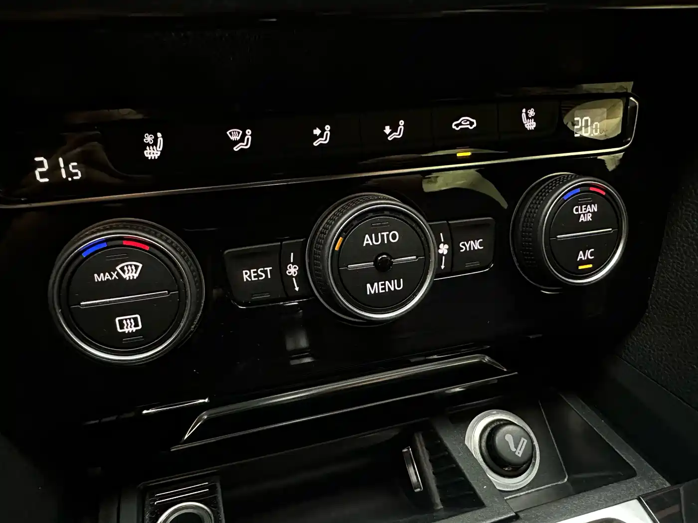 Volkswagen FAW-Volkswagen CC 2019 330TSI Charming Appearance (China V) фото 21