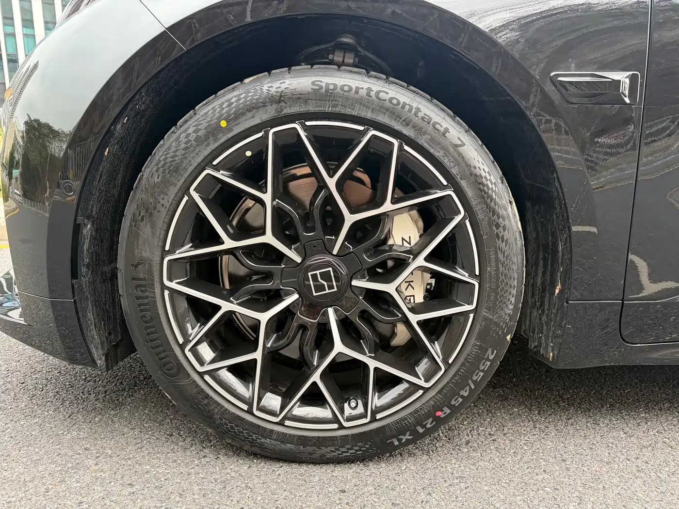 ZEEKR EXTREME KRYPTON 001