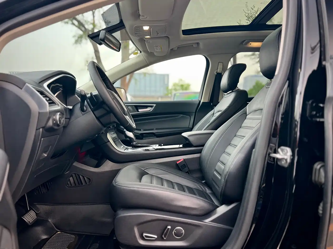 Ford Edge 2017 2016 EcoBoost 245 4WD Luxury 7-Seater