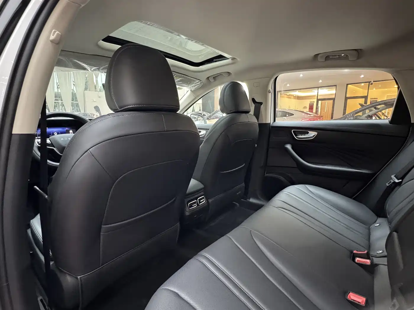 Roewe D7 2026 2023 DMH 125km Beyond Edition