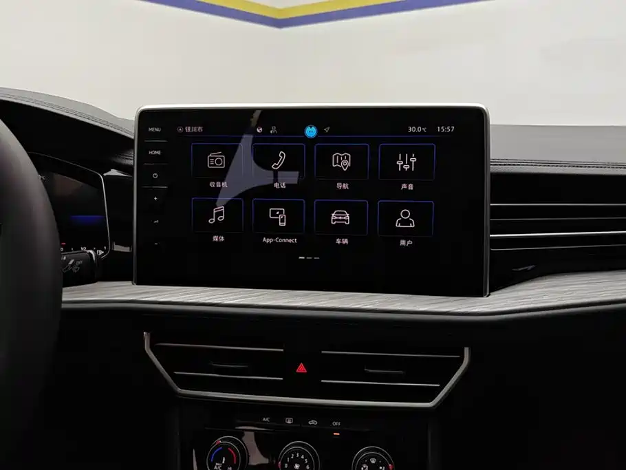 Volkswagen Sagitar, миниатюра 13