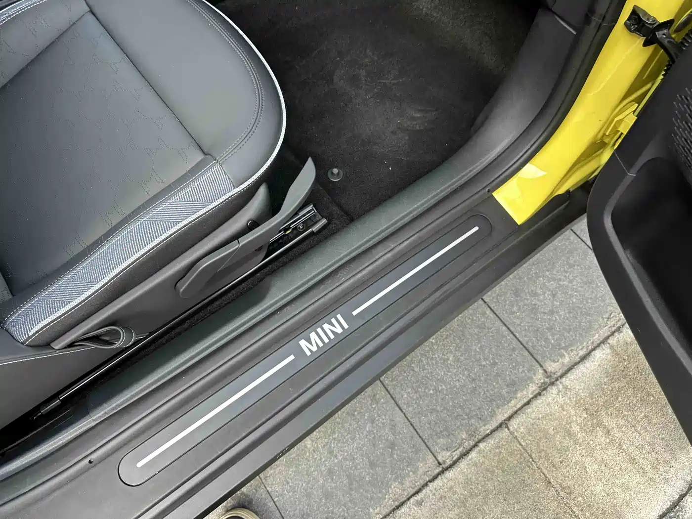 MINI ELECTRIC  COOPER