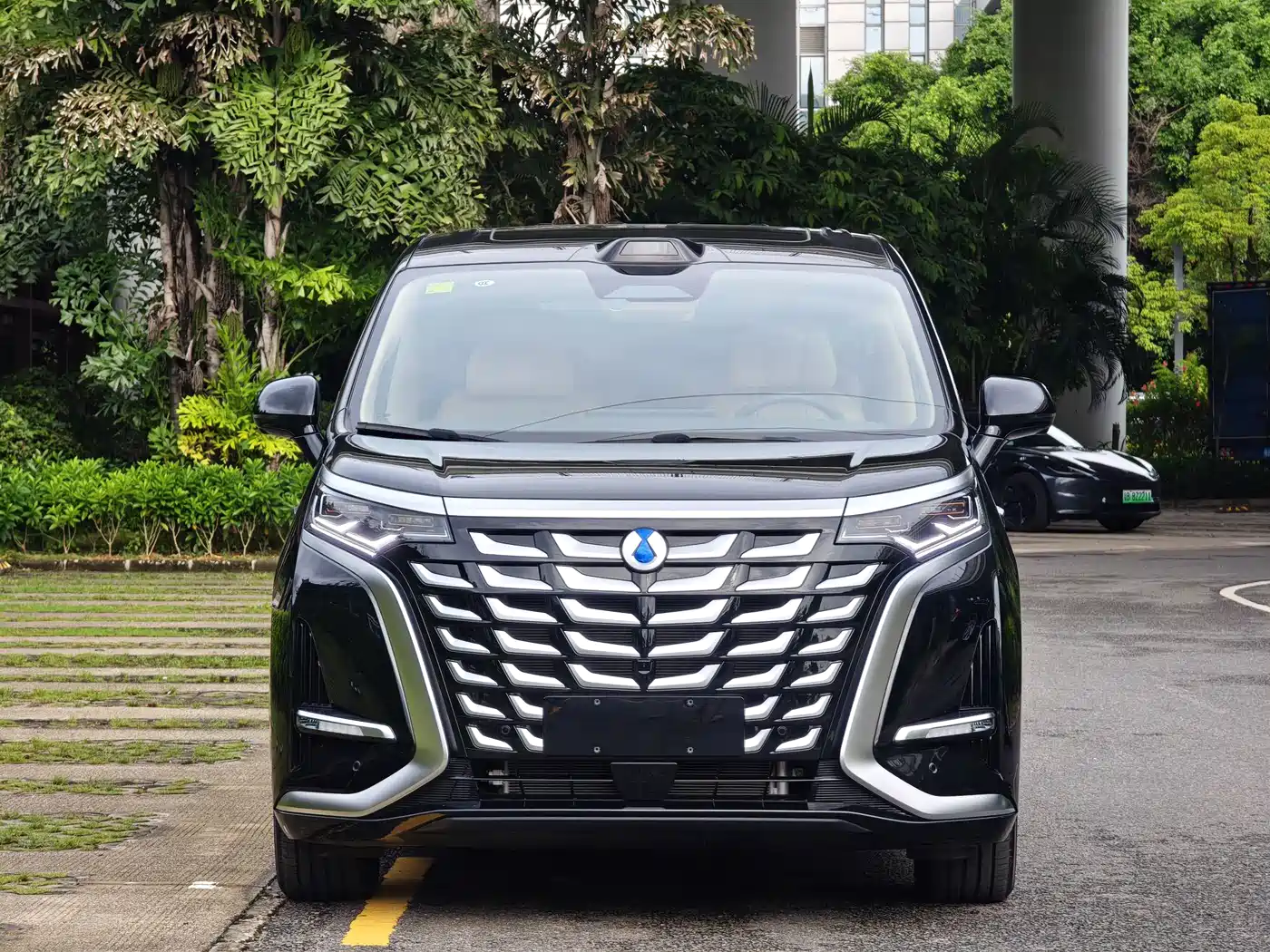 Denza D9 2026 2025 DM-i Smart Driving Edition 1020 AWD Flagship