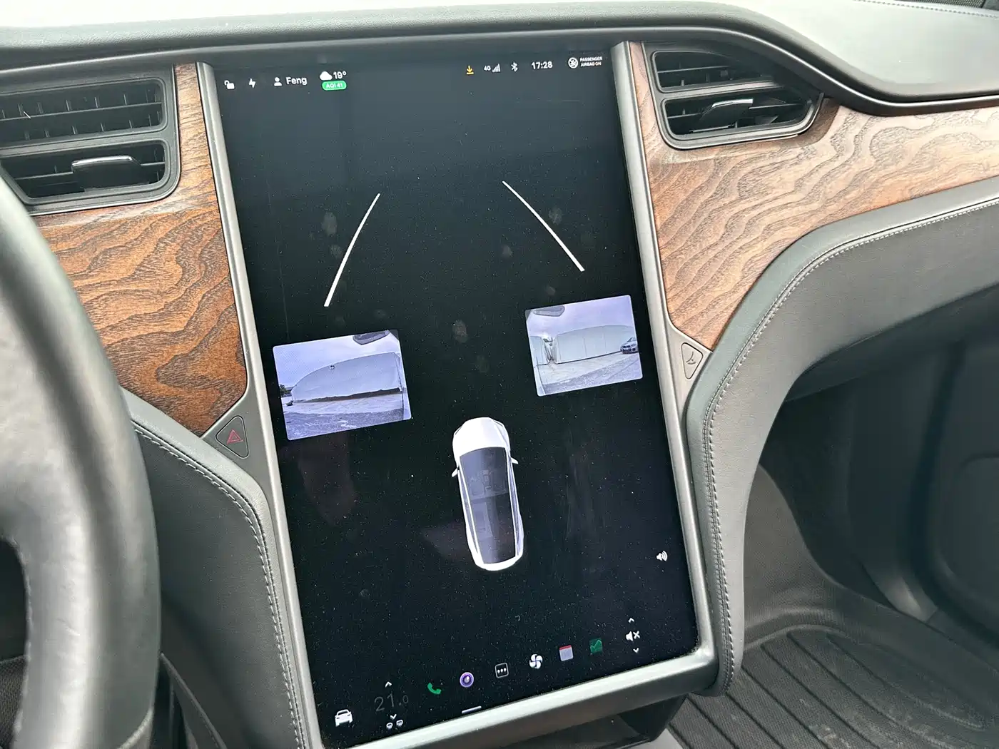 TESLA MODEL X