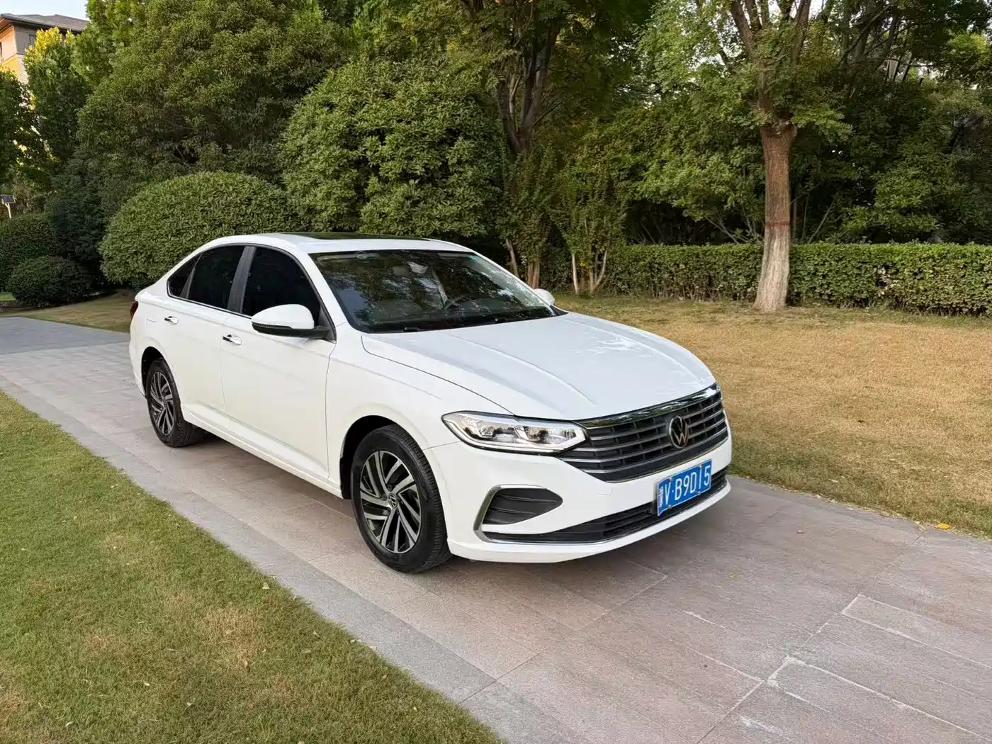 Фото 3 - Volkswagen Lavida