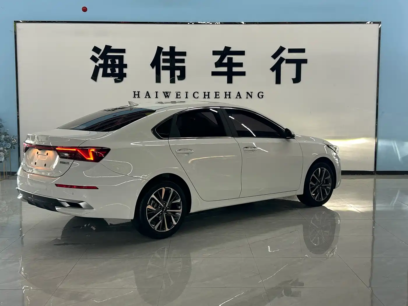 Kia K3 2022 2021 Facelift 1.5L CVT Fashion Edition