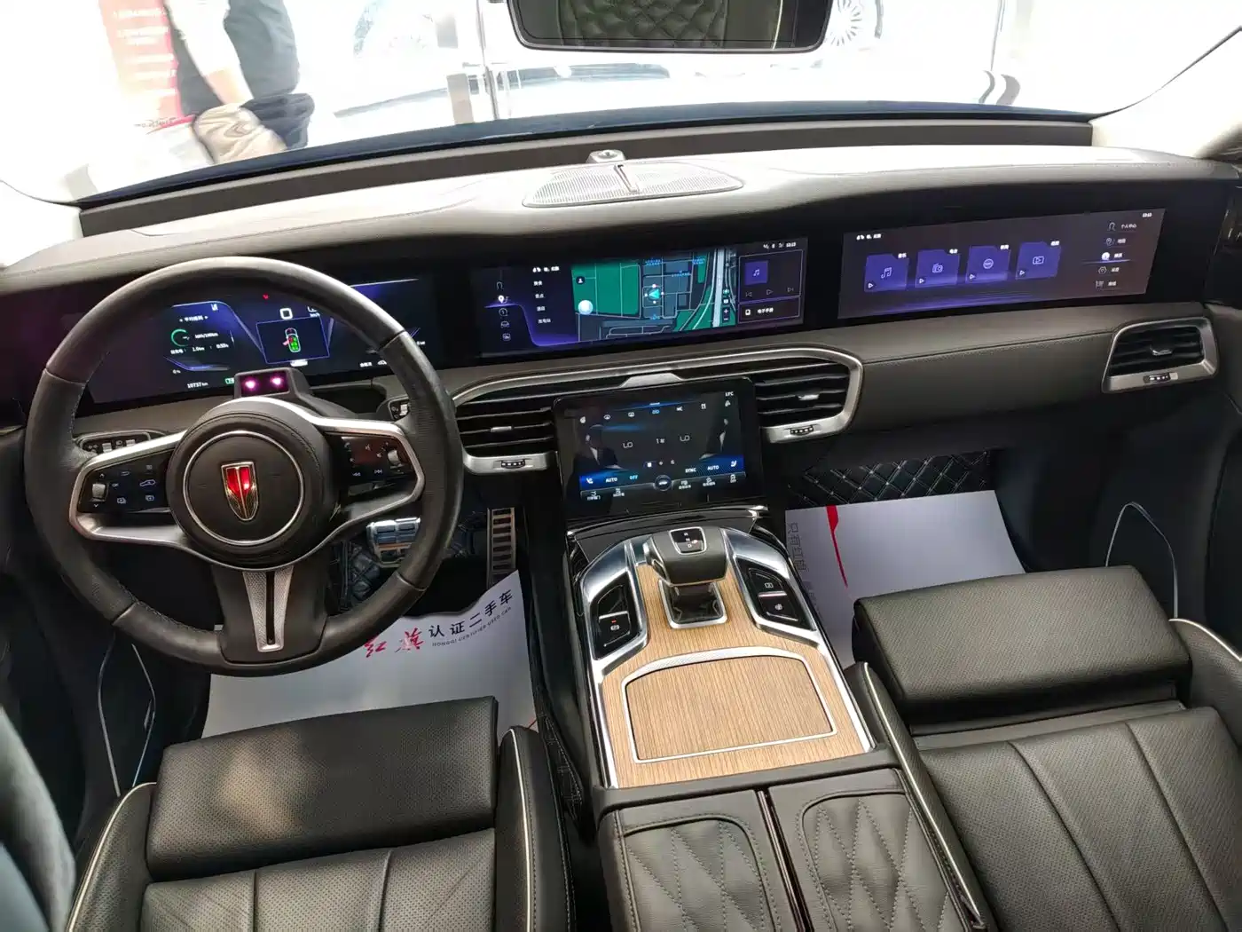Hongqi E-HS9 2022 660km Qi Chang Edition (6-seater) фото 5