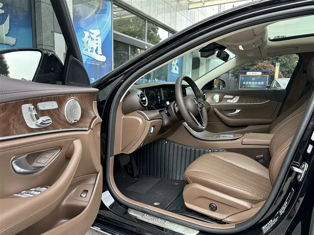 Mercedes-Benz E-Class 2023 E 300 L Luxury фото 4