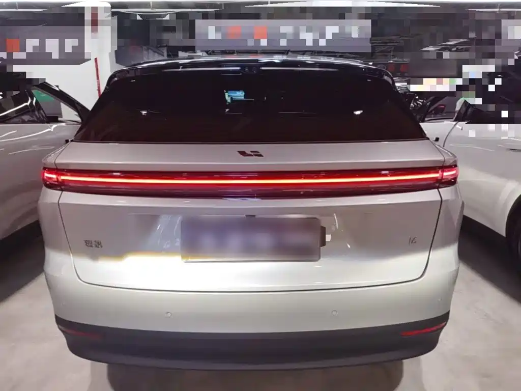 Li Auto i6 2025 2025 2WD Base Model