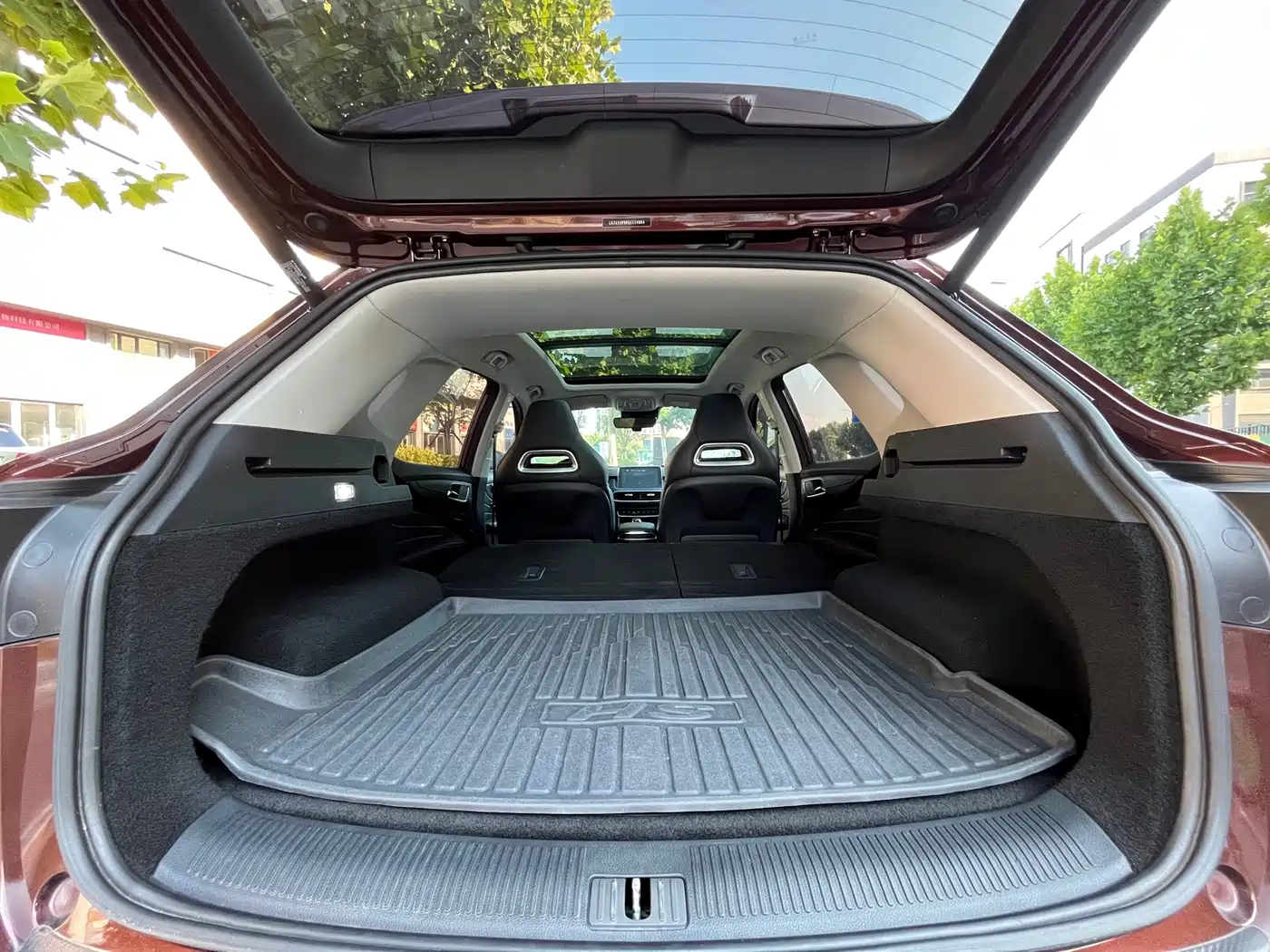 MG HS 2019 2019 30T Automatic 2WD Trophy Super Burn Edition China VI