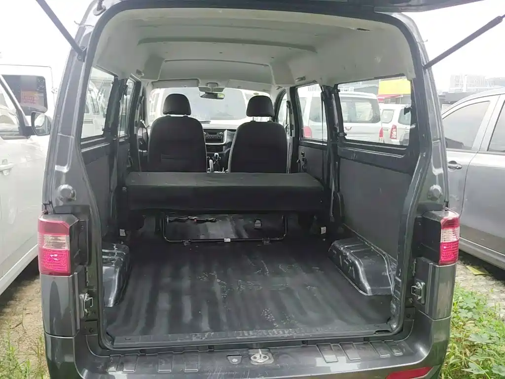 Jinbei Golden Sea Lion M Classic 2024 2024 1.5L Engineering Lion Passenger Van 5-seater