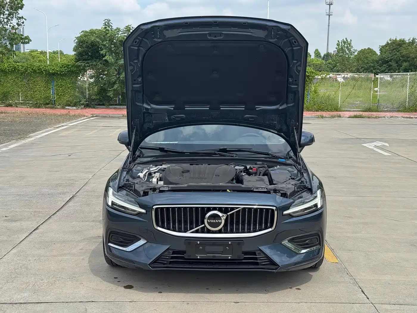 Volvo S60 2024 2024 B4 Elegance Luxury Edition
