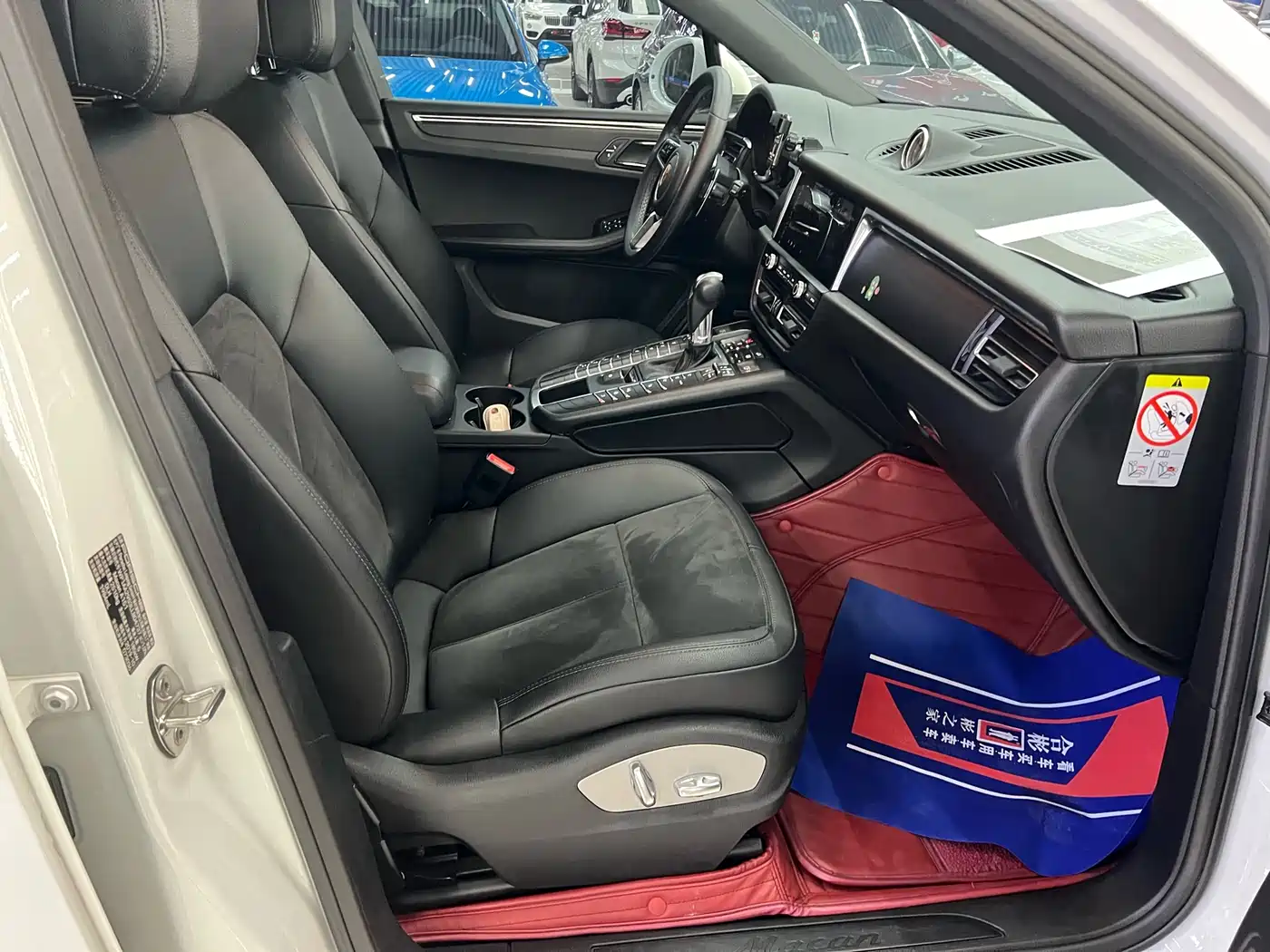 Porsche Macan 2020 Macan 2.0T фото 34