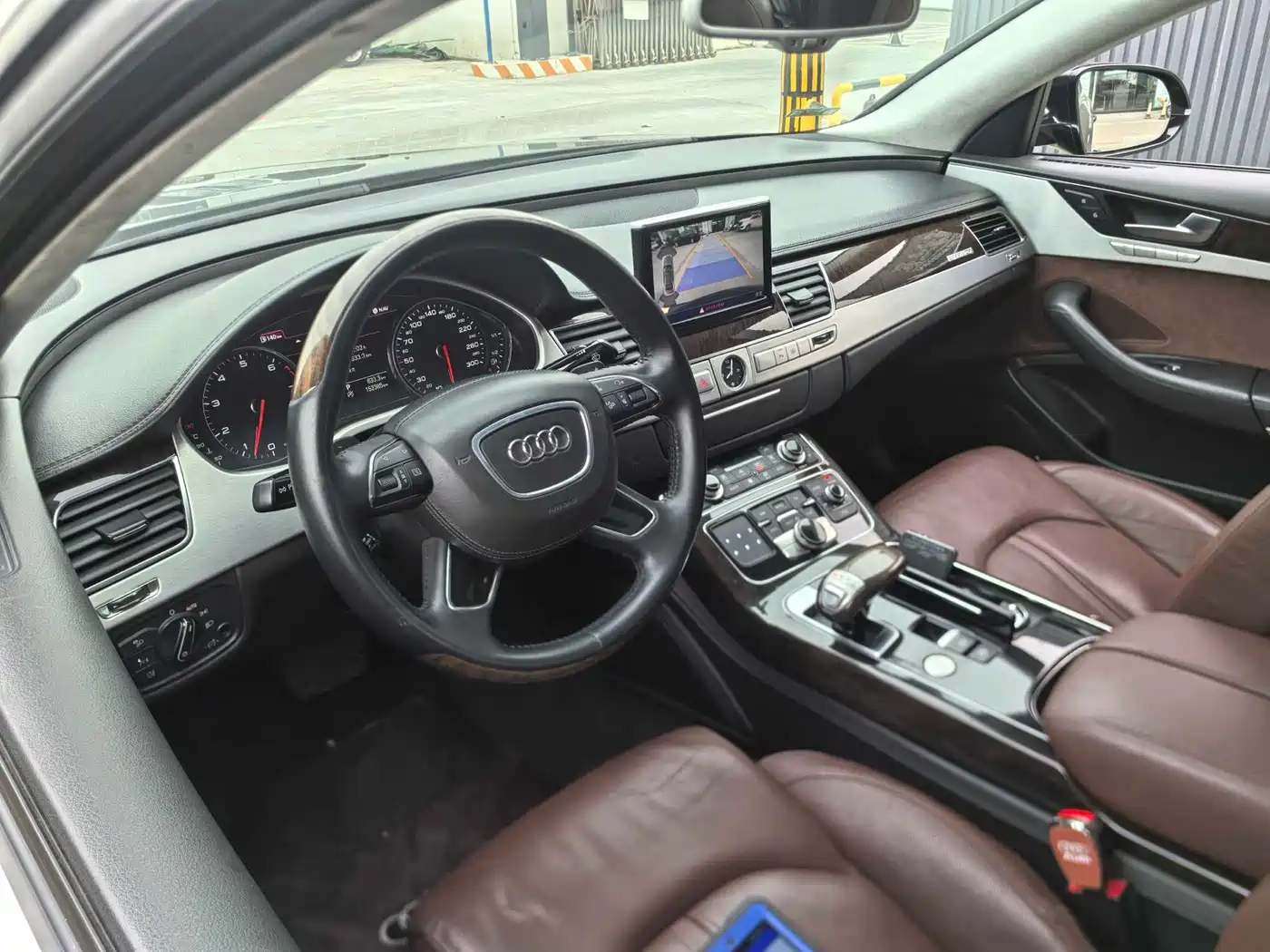 Audi A8 2013 A8L 50 TFSI quattro Premium фото 5