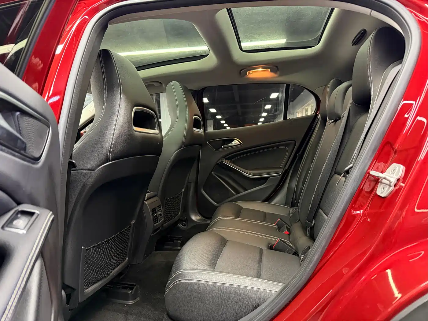 Mercedes-Benz GLA 2017 GLA 220 4MATIC Fashion фото 5