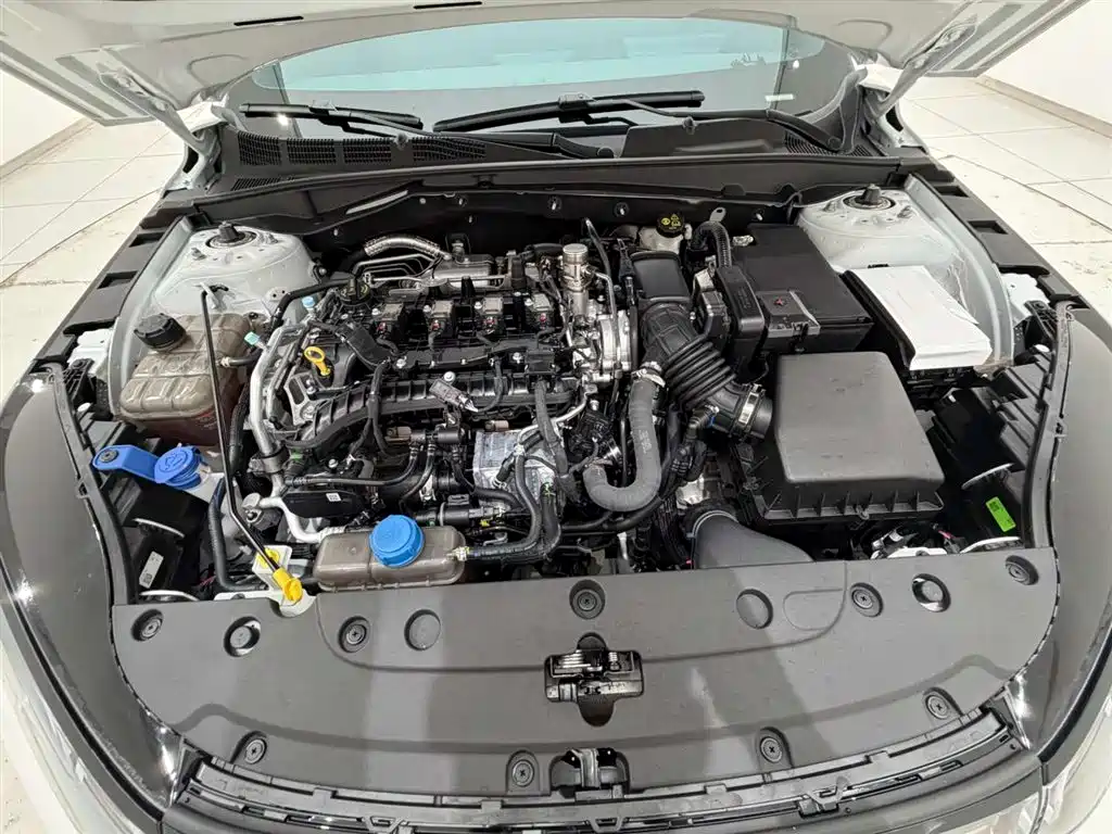 Changan Eado 2026 2025 Model Year Facelift 1.5T 500Bar Premium Edition