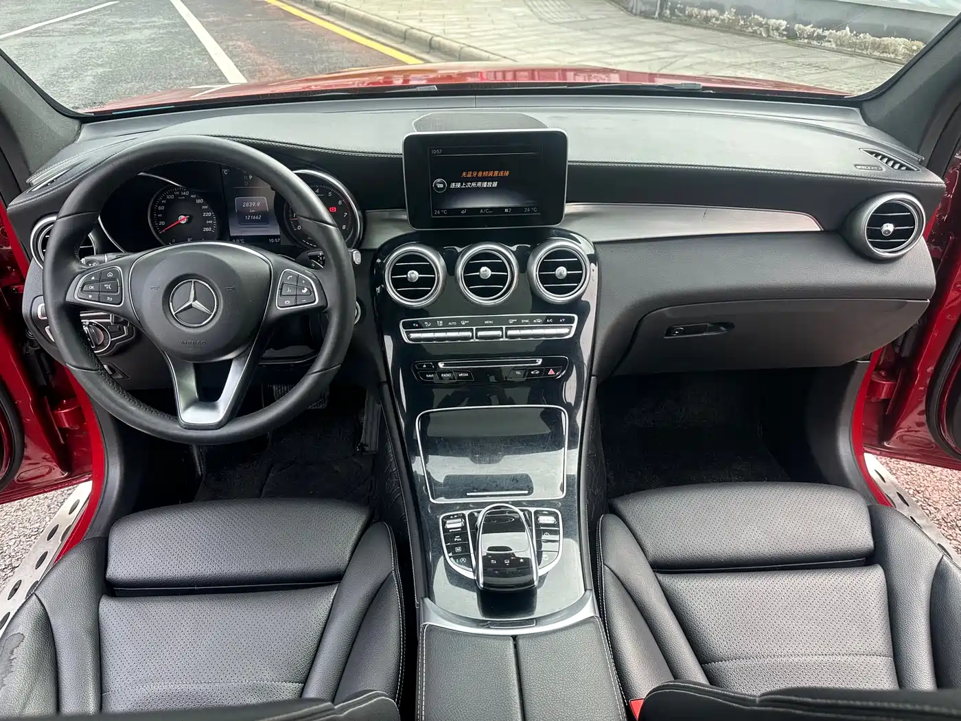 Mercedes-Benz GLC 2016 GLC 200 4MATIC фото 9