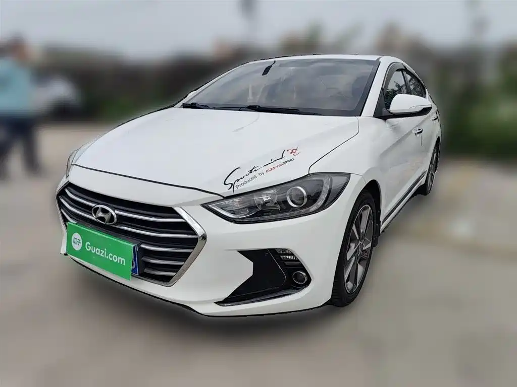 Hyundai Elantra 2016 Model 1.6L Automatic Smart Elite фото 2