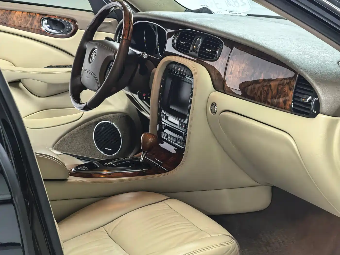 Jaguar XJ 2009 2007 Model XJ6L 3.0 Royal Long Wheelbase