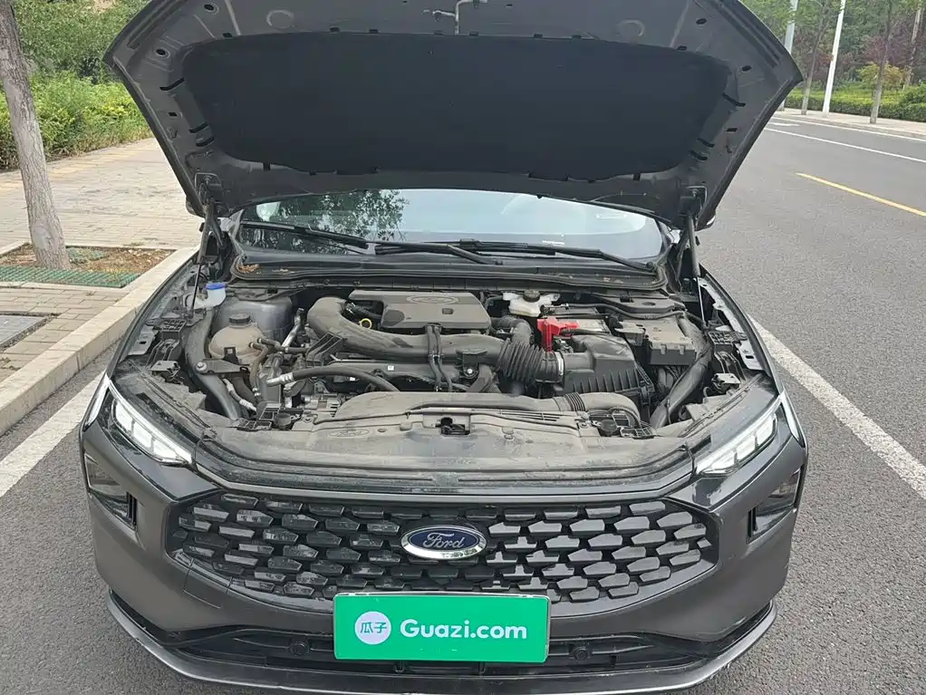 Ford Mondeo 2024 2023 EcoBoost 245 Luxury