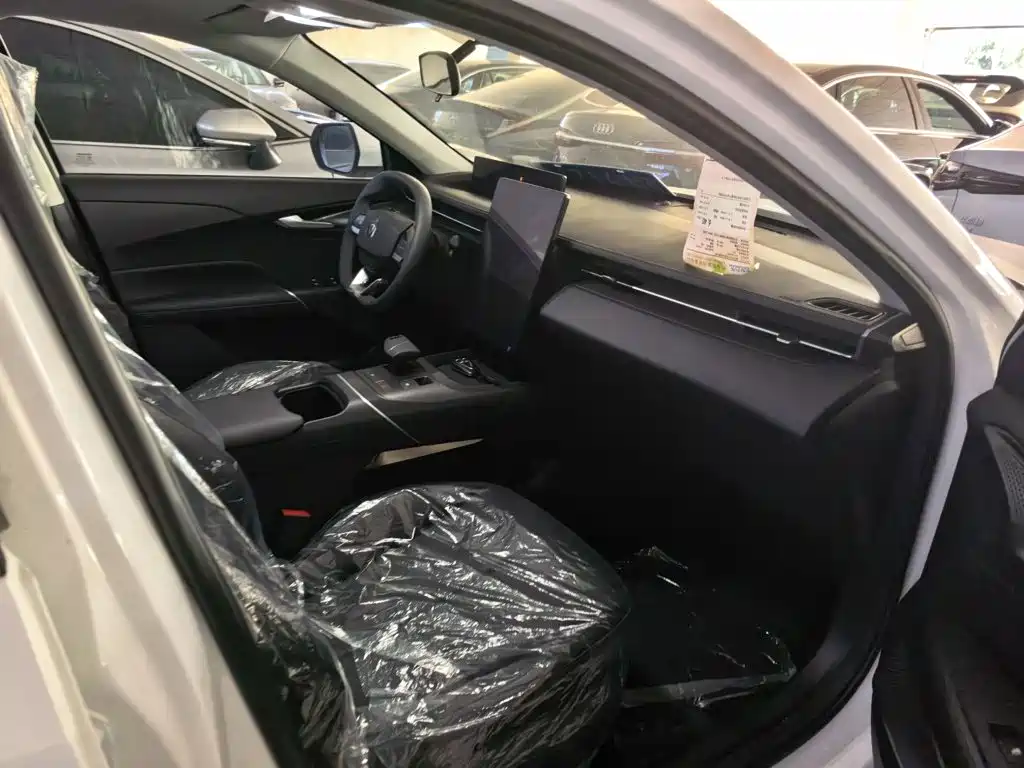 Changan Eado 2026 2025 Blue Whale 1.5T 500Bar Premium
