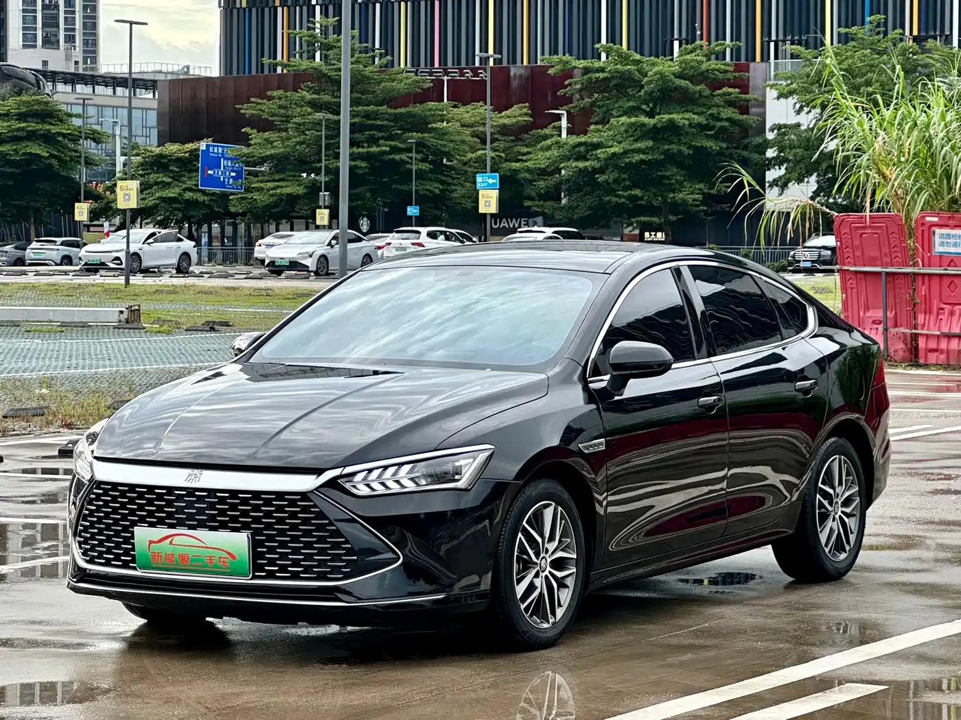 Фото 1 - BYD Qin PLUS