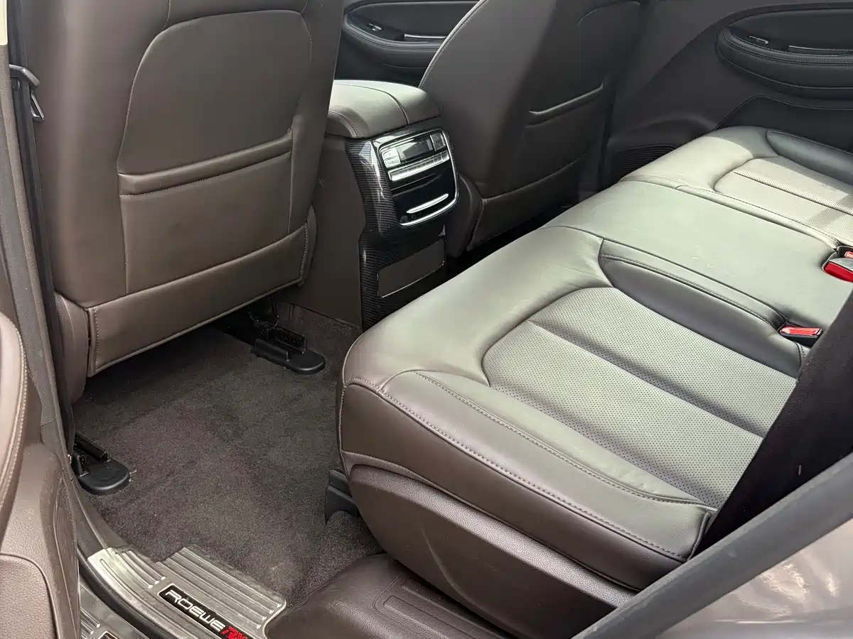 Roewe RX8 2018 2018 30T Smart Internet AWD Flagship Edition