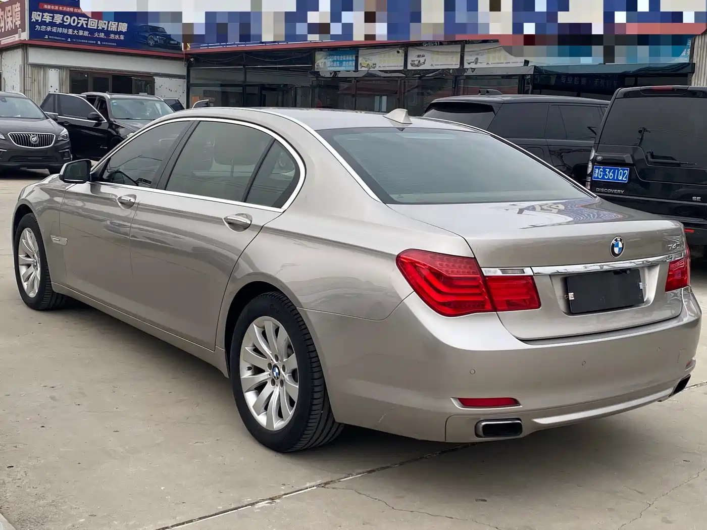 BMW 7 Series 2011 740Li Steinway Limited Edition фото 16